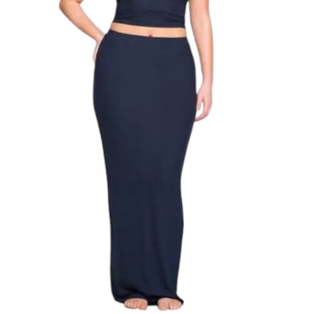SKIMS Soft Lounge Long Skirt